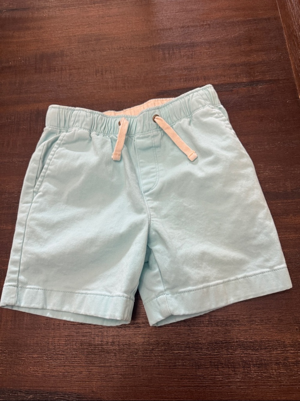 JW crew size 7 dock shorts aqua